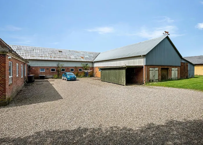 Bondegardsferie Med Fiskemuligheder Bredebro